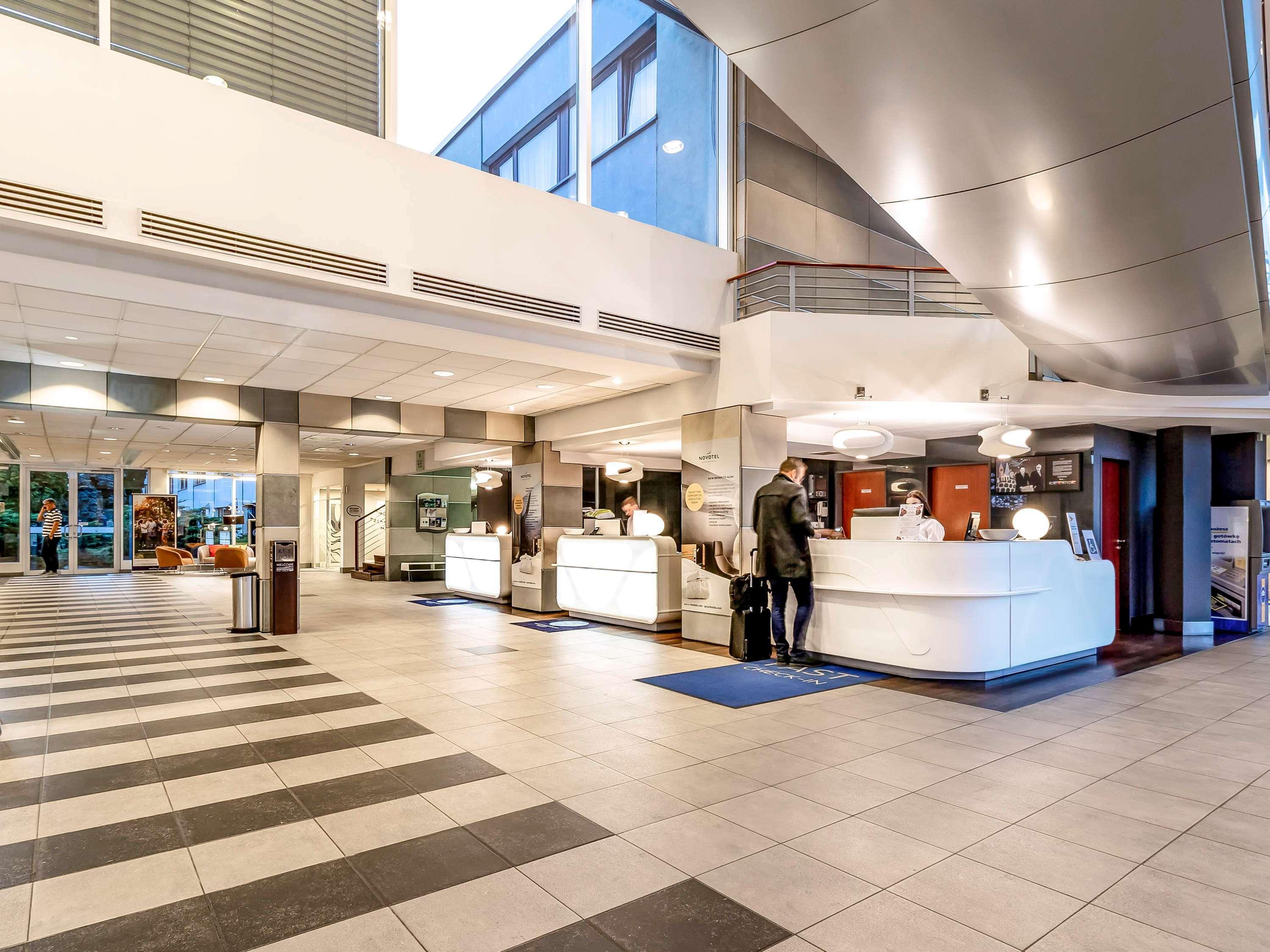 Novotel Warszawa Airport Extérieur photo