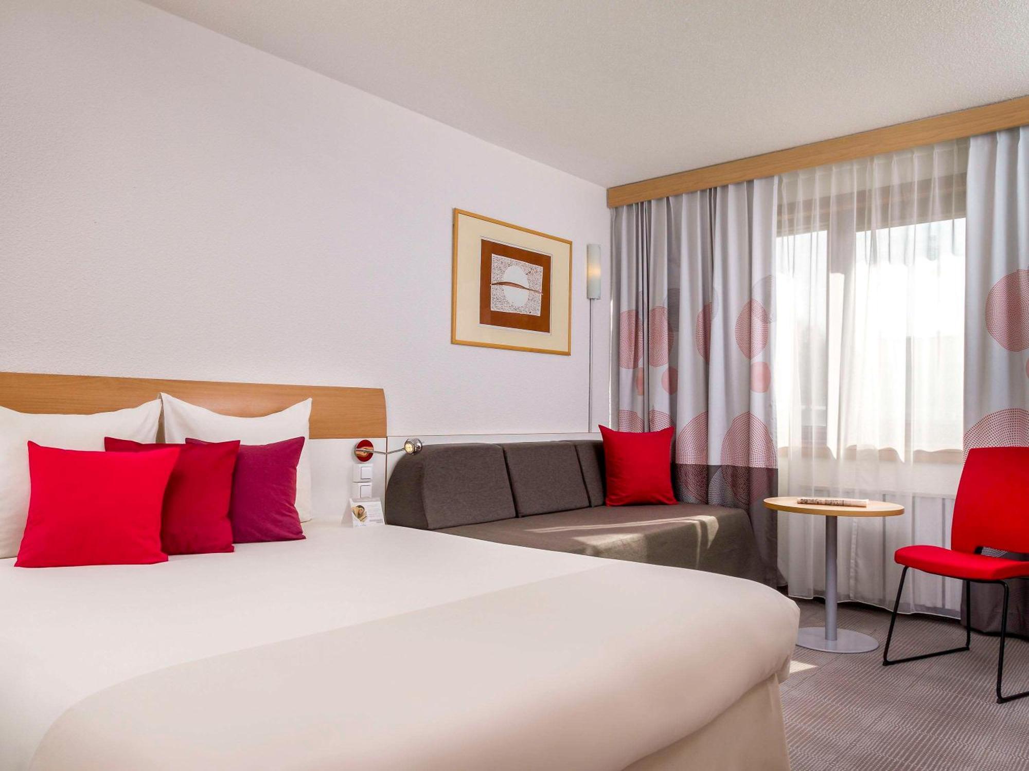 Novotel Warszawa Airport Extérieur photo